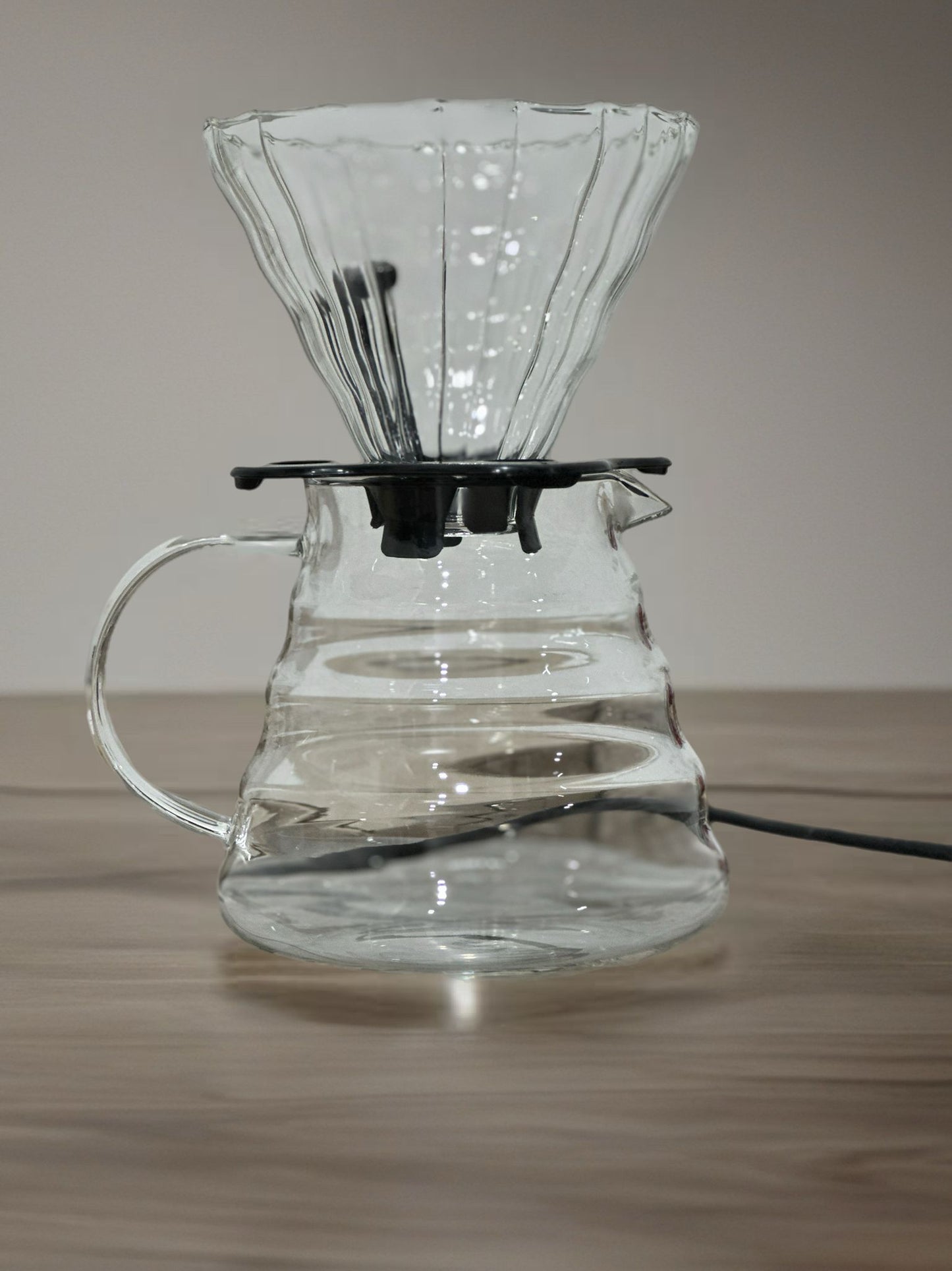 V60 Coffee Dripper and Server kit (01)